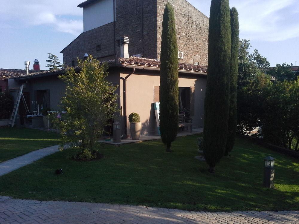 Residenza Teodorico Re B&B Viterbo Exterior photo